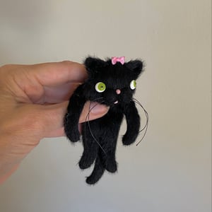 Image of Floppy Kitty in Black #2