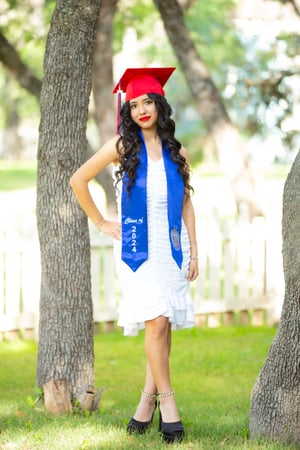 Image of Graduation Portraits - Special Pricing