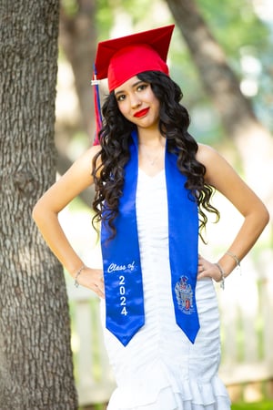 Image of Graduation Portraits - Special Pricing