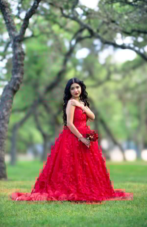 Image of Graduation Portraits - Special Pricing