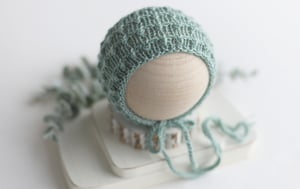 Image of Kerri Bonnet - 6 colors