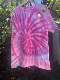 Image 2 of Pink spiral unisex size L