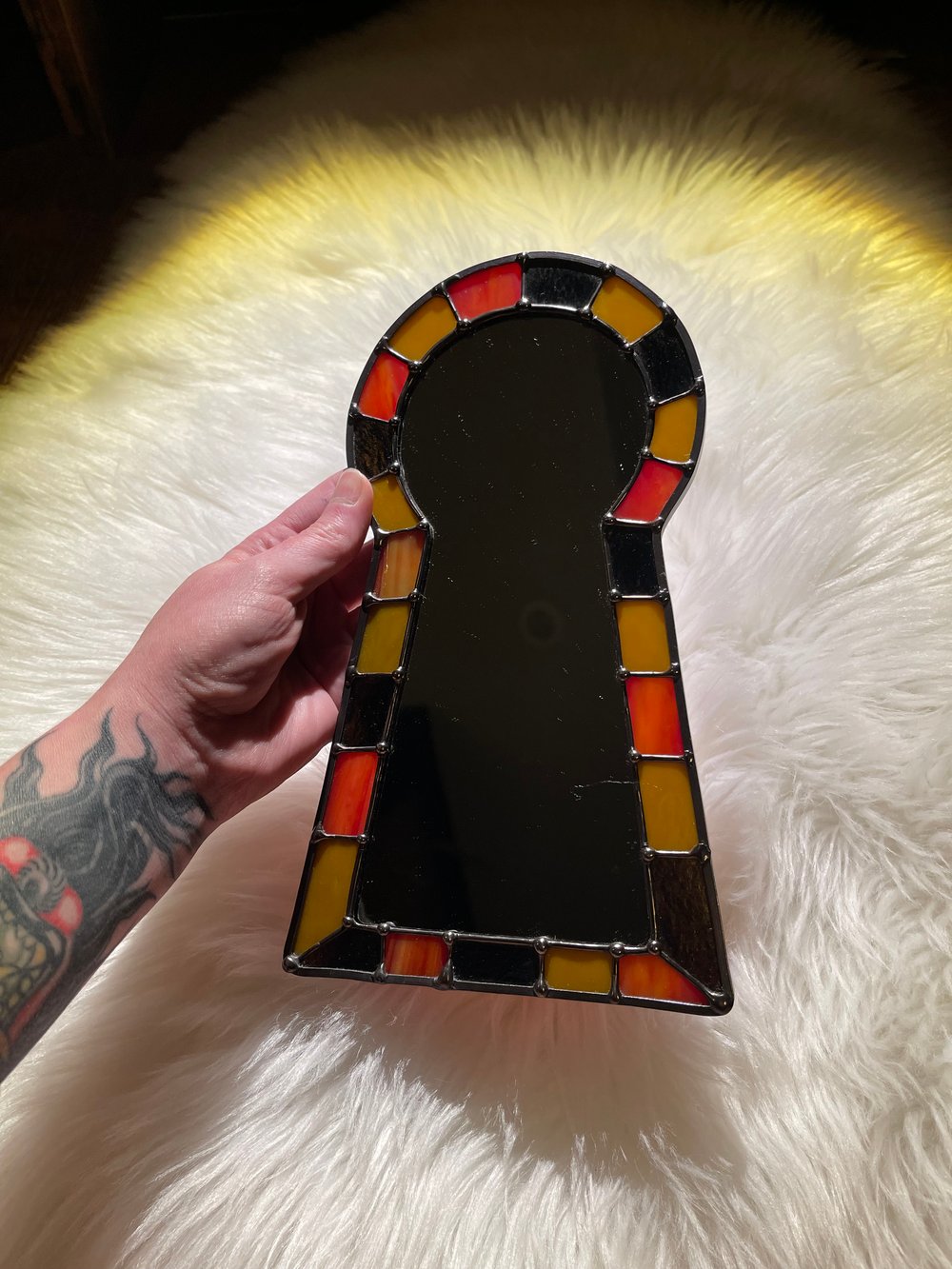 Keyhole Mirror