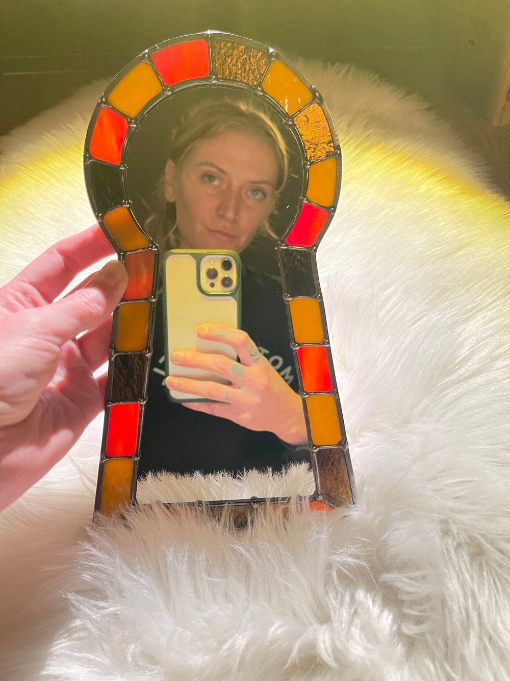 Keyhole Mirror