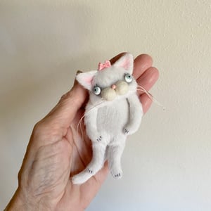 Image of Floppy Kitty in Shimmery White