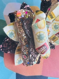 Image 5 of Wonka “Golden Ticket” Bow