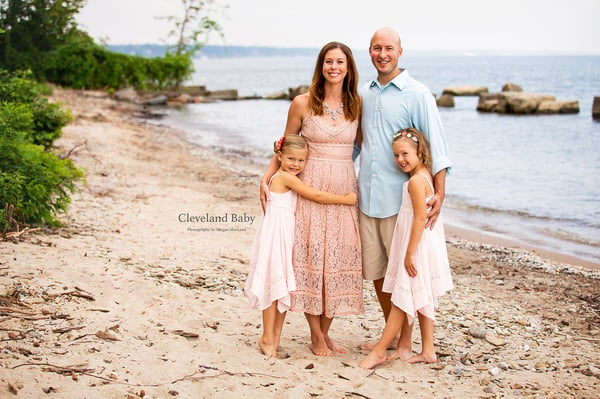 Image of Outdoor Family Mini Session - only 1 available!