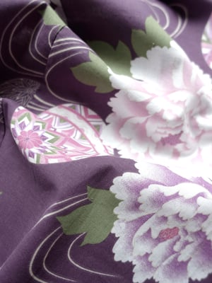 Image of Kimono af bomuld - blommefarvet med hortensiablomster