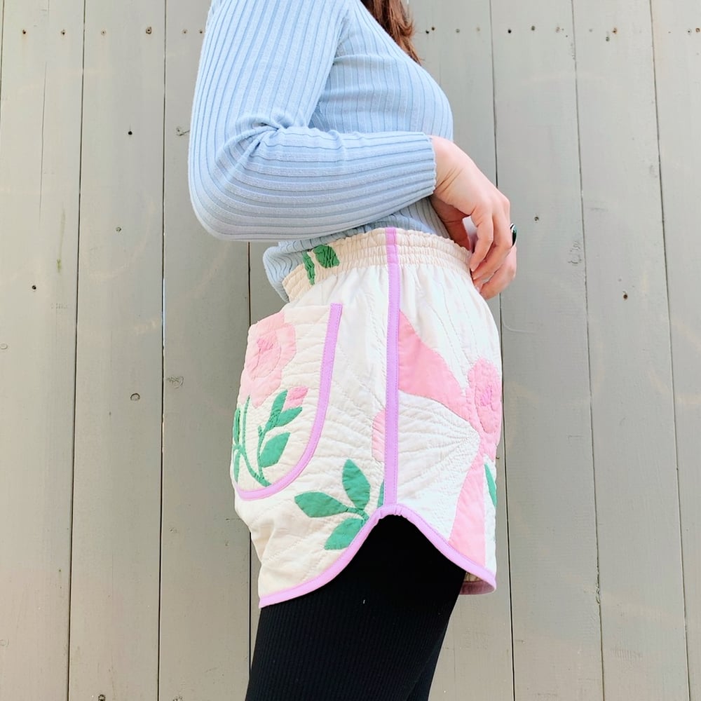 Image of Retro Quilt Shorts — Antique Roses