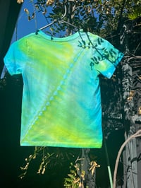 Image 2 of Gravity dyed kids size 5