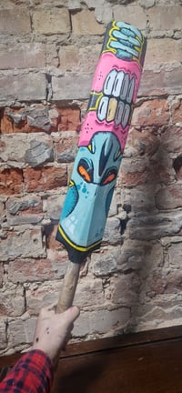 Image 3 of Ice Skull & Toof Cricket Bat 