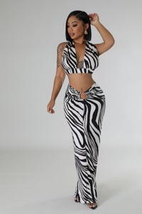 Image 5 of Ginelle 2 Piece Set