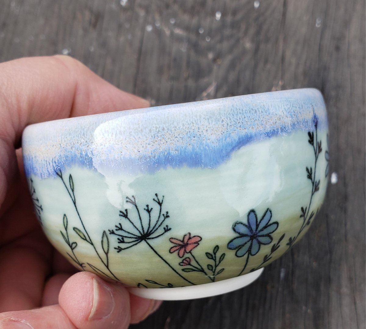 Image of 100ml Meadow Walker teacup: Porcelain