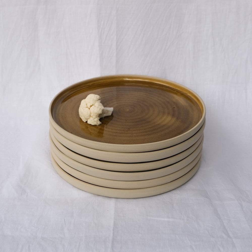 Image of Big plate - Honey