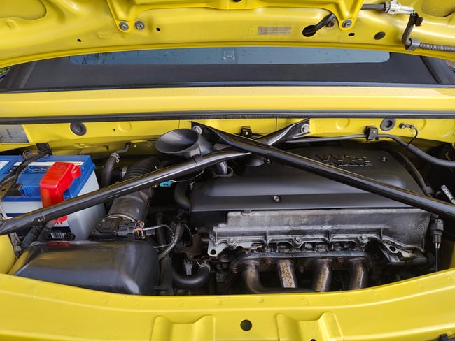 Toyota MR2 Spyder (ZZW30) Oil Funnel