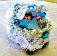 Image 1 of Baby Boy Bassinet Egg