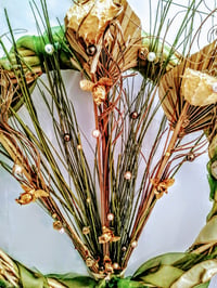 Image 4 of Wreath in Gold and Green