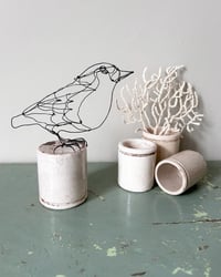Image 1 of Wire robin Sculpture