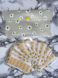 Image 2 of Daisy Savings Challenge