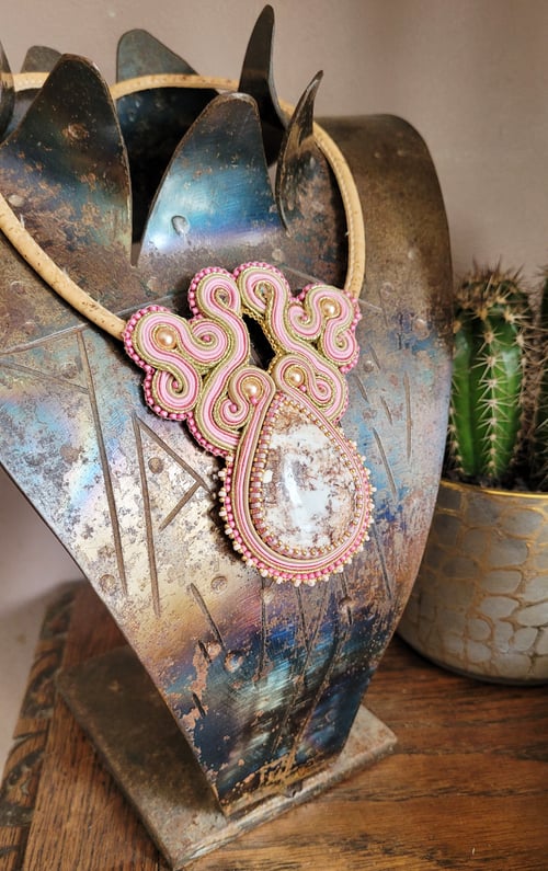 Image of Collier brodé soutache CAMELIA