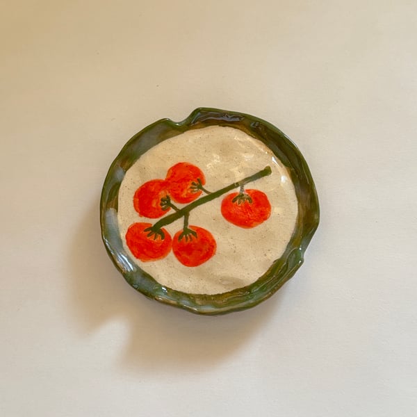 Image of tomato ashtray