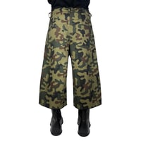 Image 1 of BAS1 Camo capri 