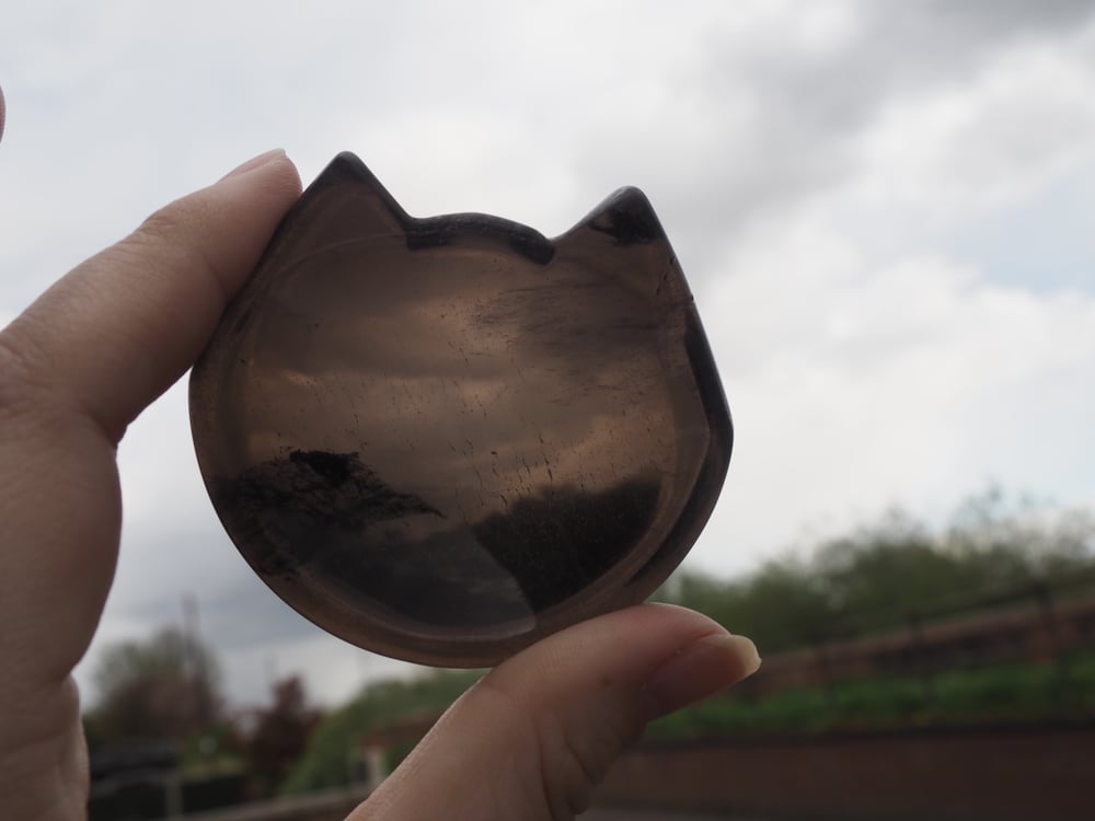 Image of Smoky Quartz Cat Shaped Dish 68g