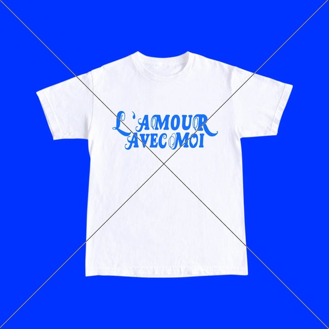 "L'AMOUR AVEC MOI" T-SHIRT - CHROMA KEY BLUE