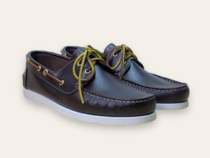 Image of Marinaio dark brown calf white sole by Brugnoli