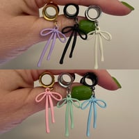 Basic Bow Tunnel Dangles (sizes 4g-2")