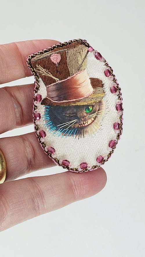 Image of Broche velours CHESHIRE CAT 