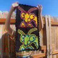 Image 2 of mantis / neon