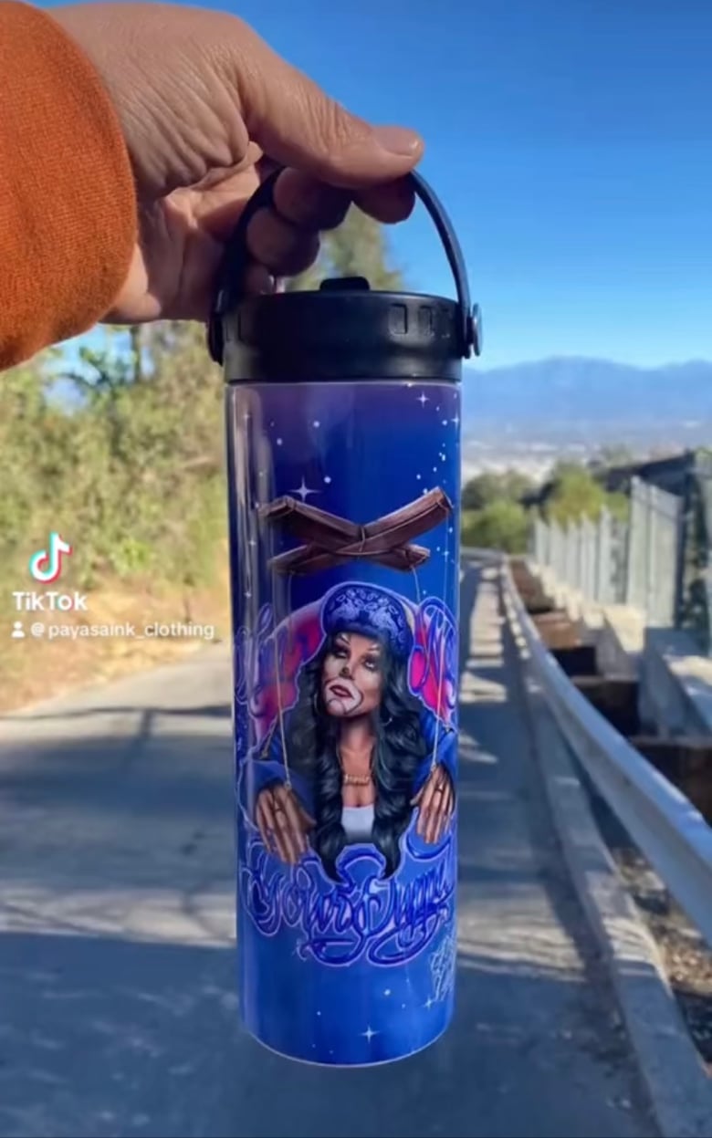 Image of I’m not your puppet Water bottle