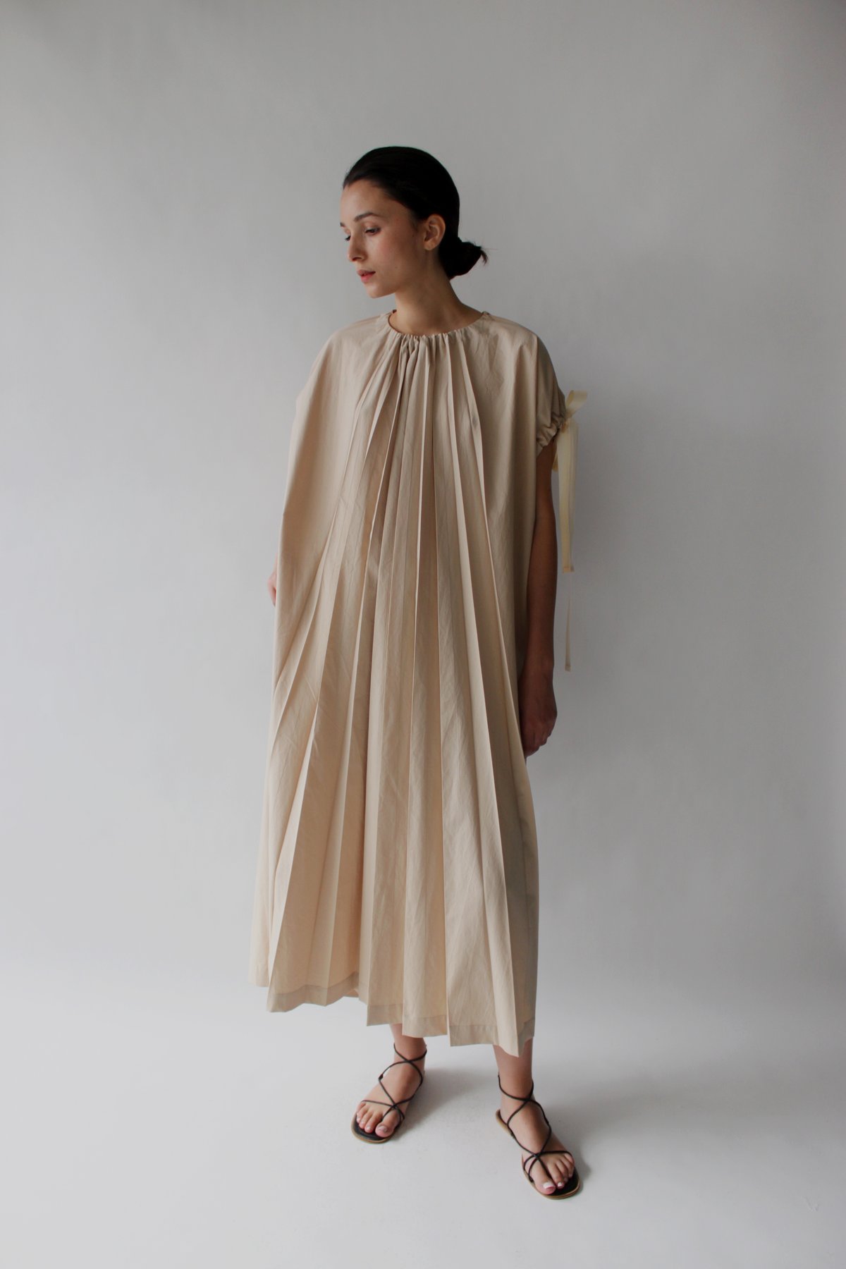 ARCHIVE- FRONT PLEATED COTTON LONG DRESS