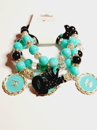 Image 2 of Queen Turquoise Bracelet