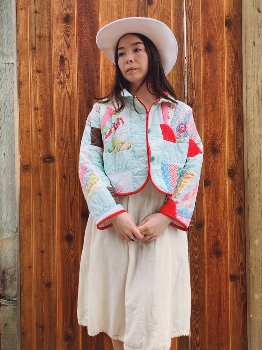 Image of Cropped Quilt Coat — Fans