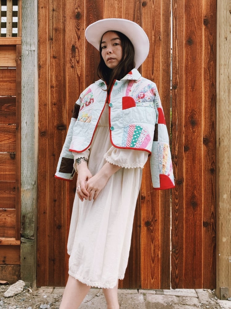 Image of Cropped Quilt Coat — Fans