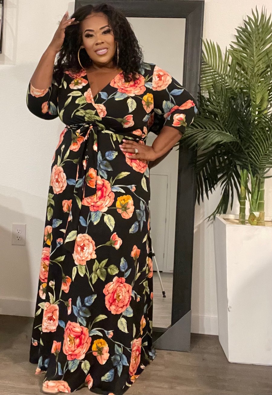 Image of 3PACK PLUS SIZE BLACK FLORAL MAXI DRESS