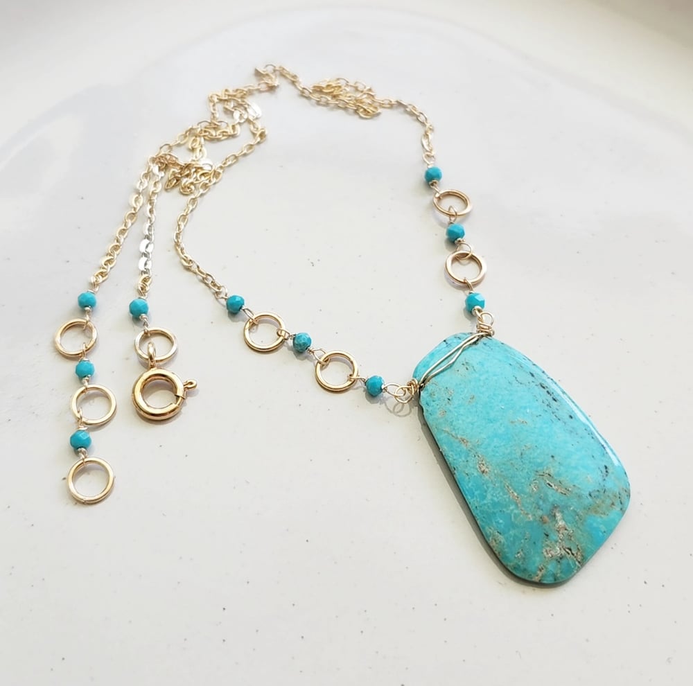 Image of The Turquoise Necklace 