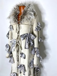 Image 4 of 🎀 ANGEL CAPSULE 🎀 UNIQUE PIECE VINTAGE FAKE FUR COAT CUSTOMIZED WITH GAZETTE PRINT BOWS
