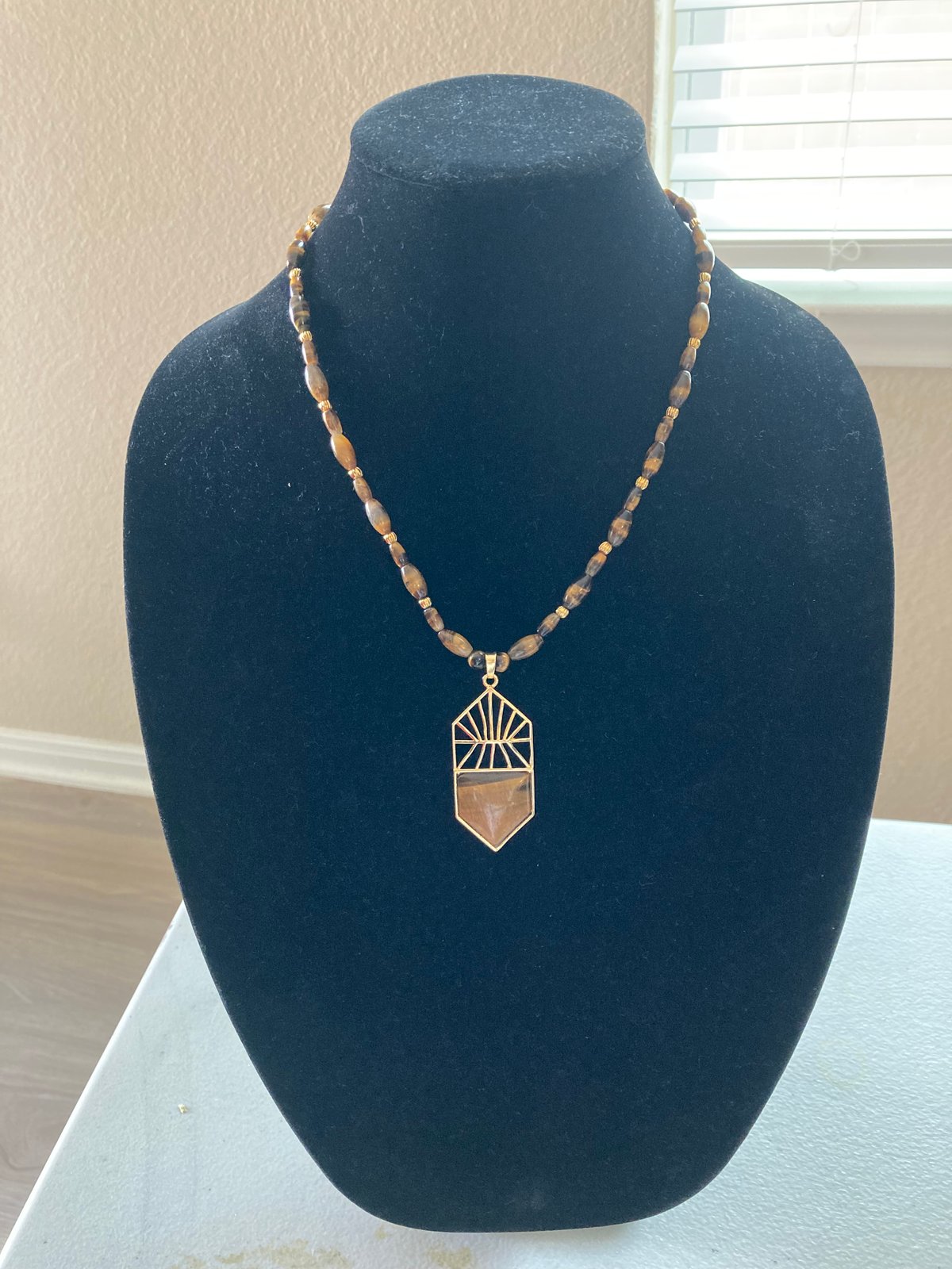 Image of Tiger-Eye Necklace 3