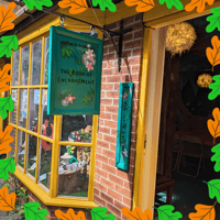 Image 4 of Make with Rach - Festive Acorn Wreath Workshop