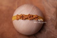 Image 5 of Samantha set lace mustard