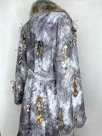 Image 5 of 🎀 ANGEL CAPSULE 🎀 UNIQUE PIECE 🎀 VINTAGE GREY FAKE FUR COAT CUSTOMIZED WITH BOWS & CHARMS