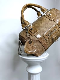 Image 2 of 🎀 ANGEL CAPSULE 🎀 GUESS 2000S BABYDOLL BROWN MONOGRAM HEART KEYCHAIN SPEEDY BAG