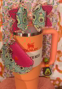 Image 4 of Stanleycado Bow (Pink)