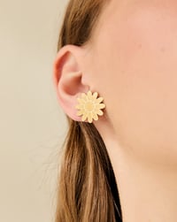 Image 2 of Pendientes Margaritas L