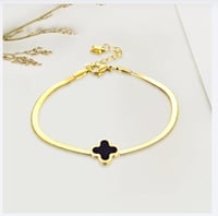 Image 10 of Clover Set