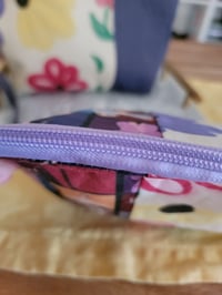 Image 7 of Surprise Song O'clock structured zipper bag