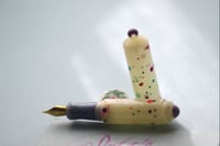 Image 3 of Polka Dots Pearl / Pocket Fountain Pen 